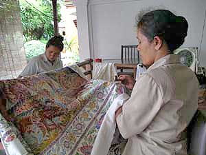 バティック蝋引き