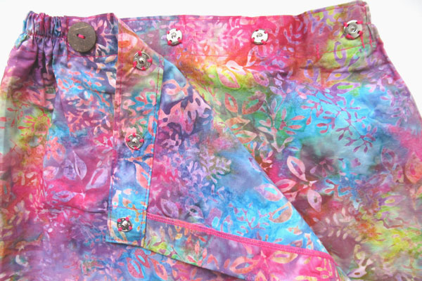 スナップ開きで開閉が楽