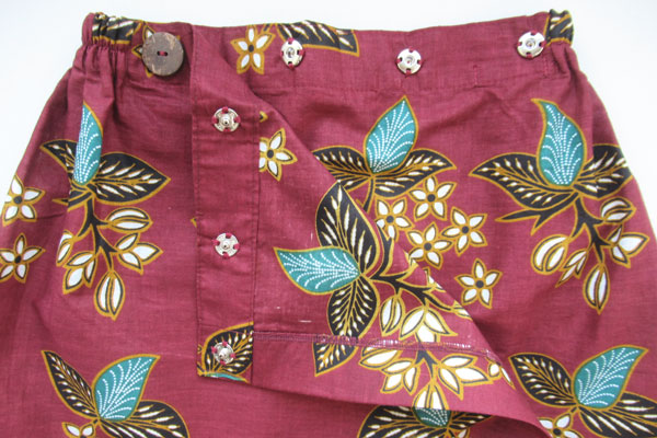 スナップ開きで開閉が楽